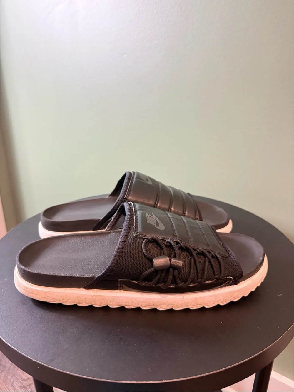 Nike men slide